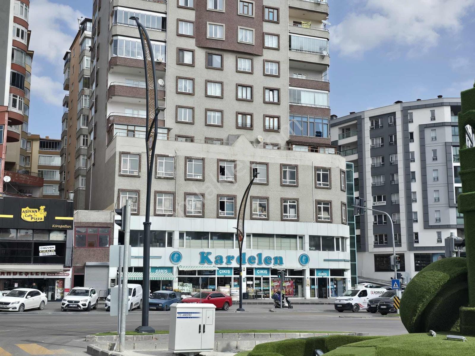 Saray Emlak'tan Satılık Niğde Aşağıkayabaşı Mah. 3+1 Geniş Daire — fotoğraf 4