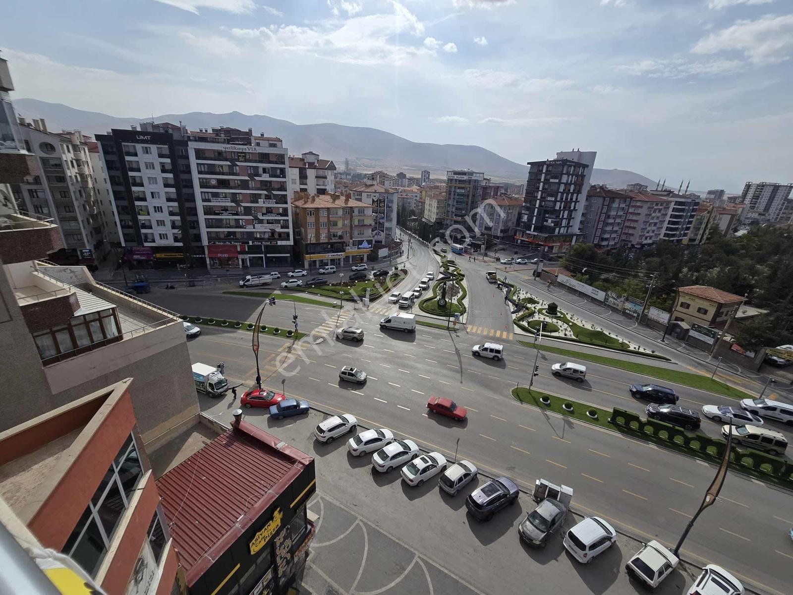Saray Emlak'tan Satılık Niğde Aşağıkayabaşı Mah. 3+1 Geniş Daire — fotoğraf 6