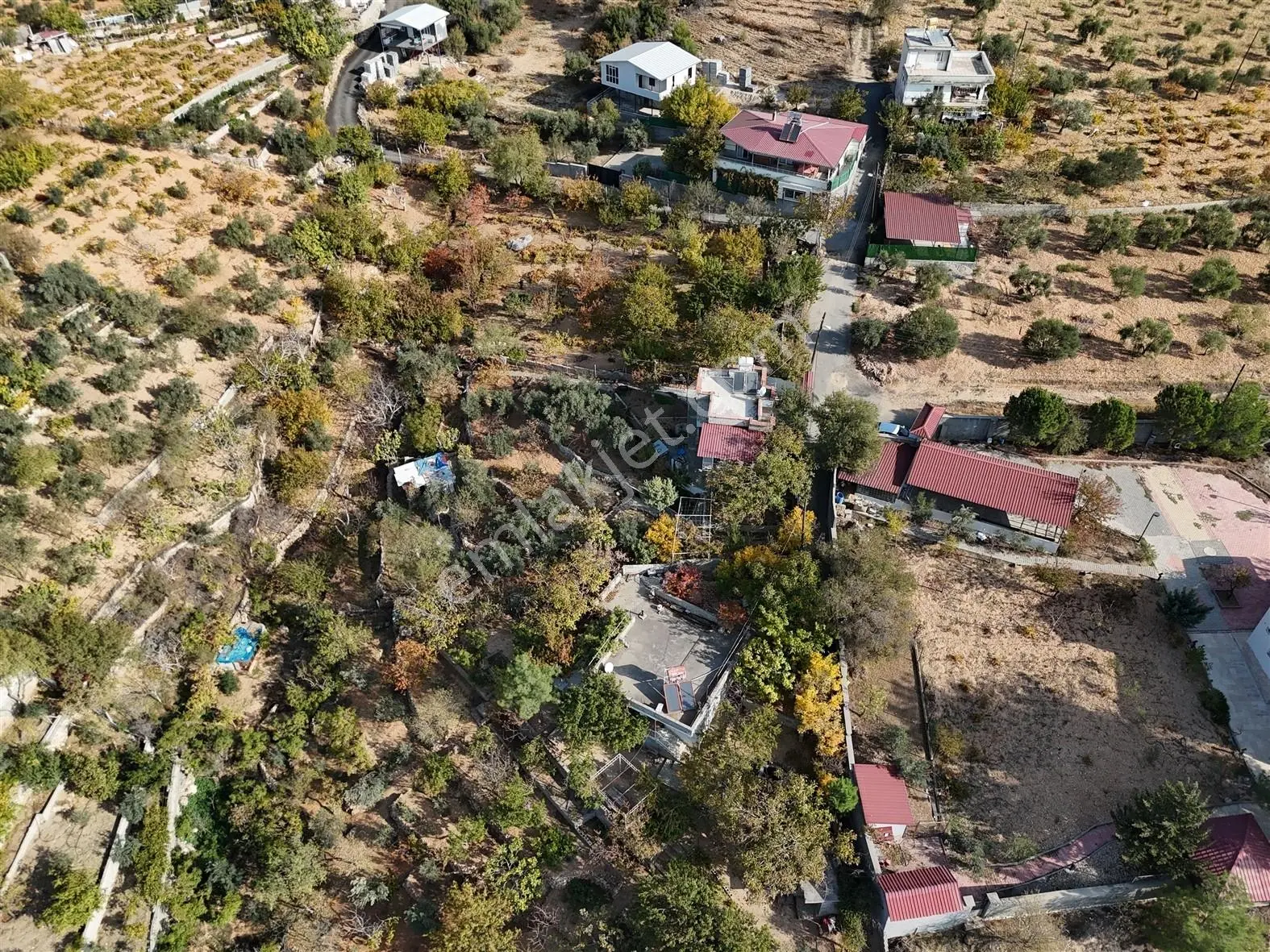 Yeni Rota'dan Sarıkayada Şehir Manzaralı Satılık Bağ Ve Bağ Evi — fotoğraf 16
