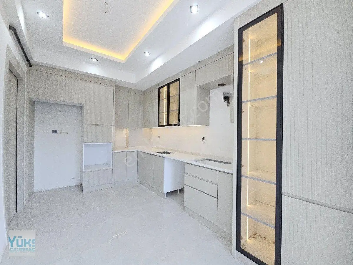 Denizli Şemikler Mahallesinde 3+1 160 M2 E.Banyolu Lüks Satılık Fırsat Daireler