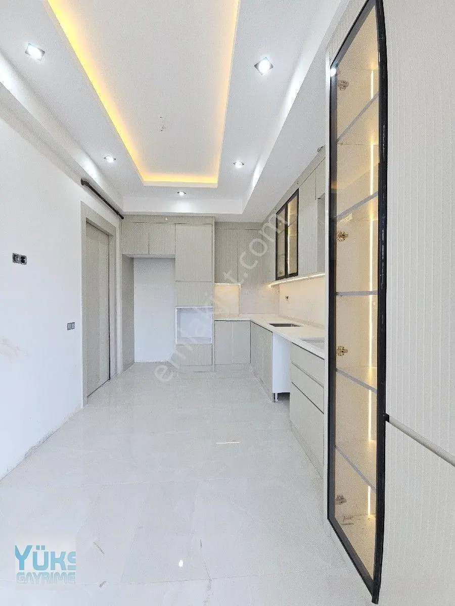 Denizli Şemikler Mahallesinde 3+1 160 M2 E.banyolu Lüks Satılık Fırsat Daireler — fotoğraf 2