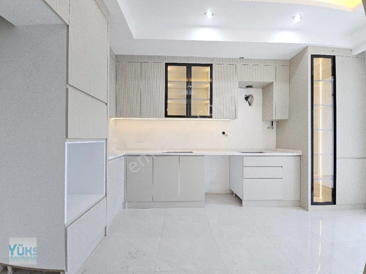 Denizli Şemikler Mahallesinde 3+1 160 M2 E.banyolu Lüks Satılık Fırsat Daireler — fotoğraf 4