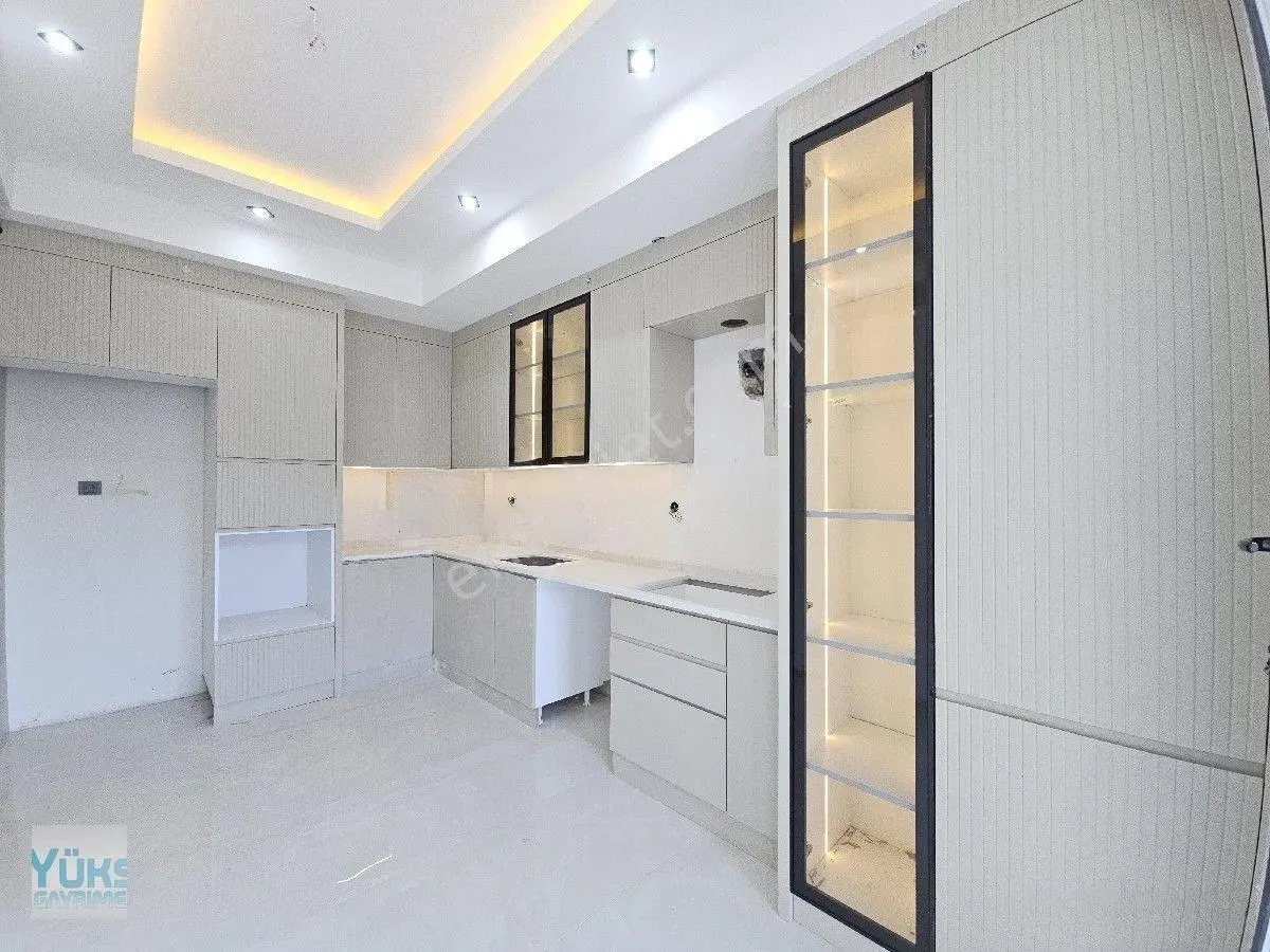 Denizli Şemikler Mahallesinde 3+1 160 M2 E.banyolu Lüks Satılık Fırsat Daireler — fotoğraf 5