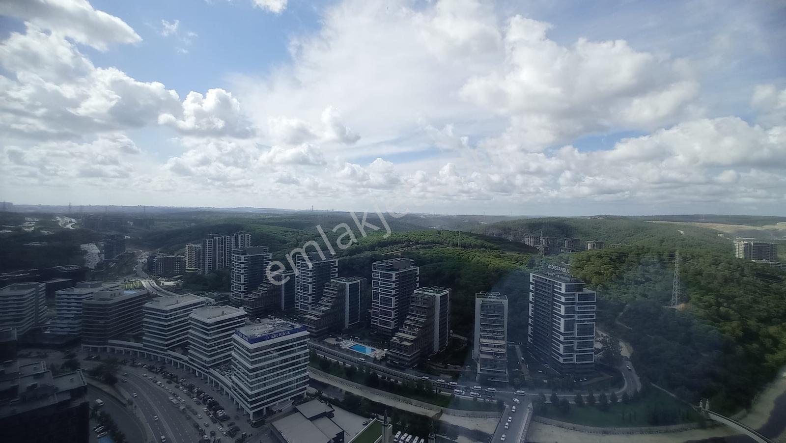 Skyland İstanbul'Da Doğa Manzaralı 1+0 Satılık Stüdyo Daire