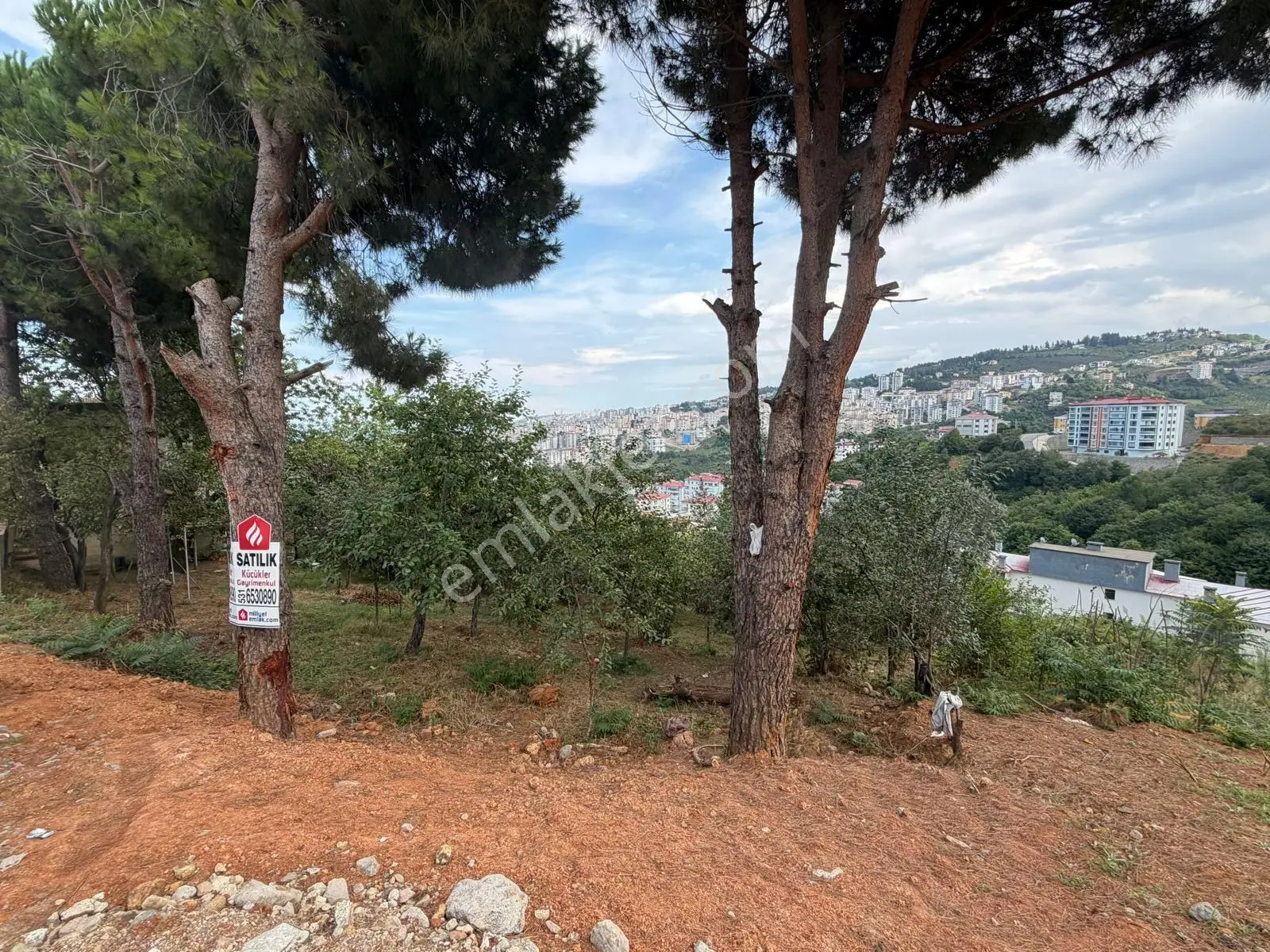 Karşıyaka Da Satılık Arsa Deniz Ve Doğa Manzaralı — fotoğraf 3