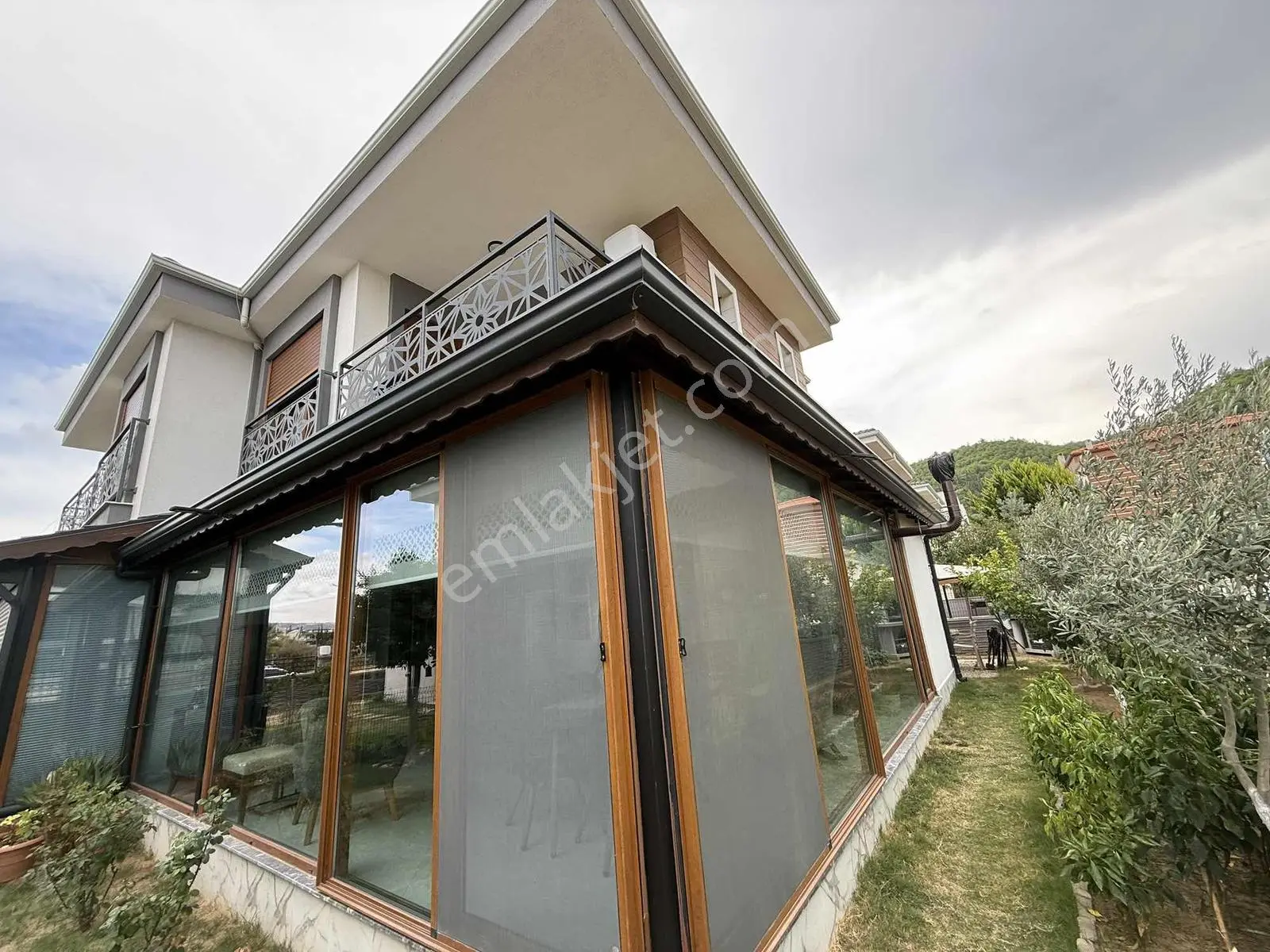 Kuşadası Davutlar Termal Mevkide Satılık 2+1 Villa — fotoğraf 6