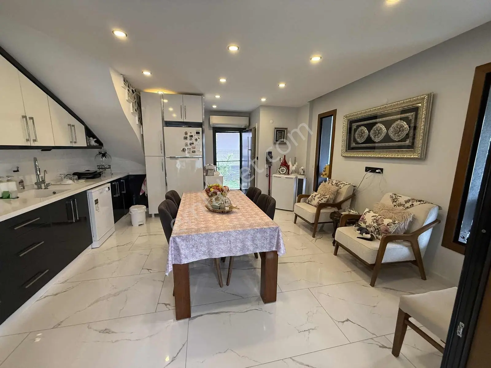 Kuşadası Davutlar Termal Mevkide Satılık 2+1 Villa — fotoğraf 11