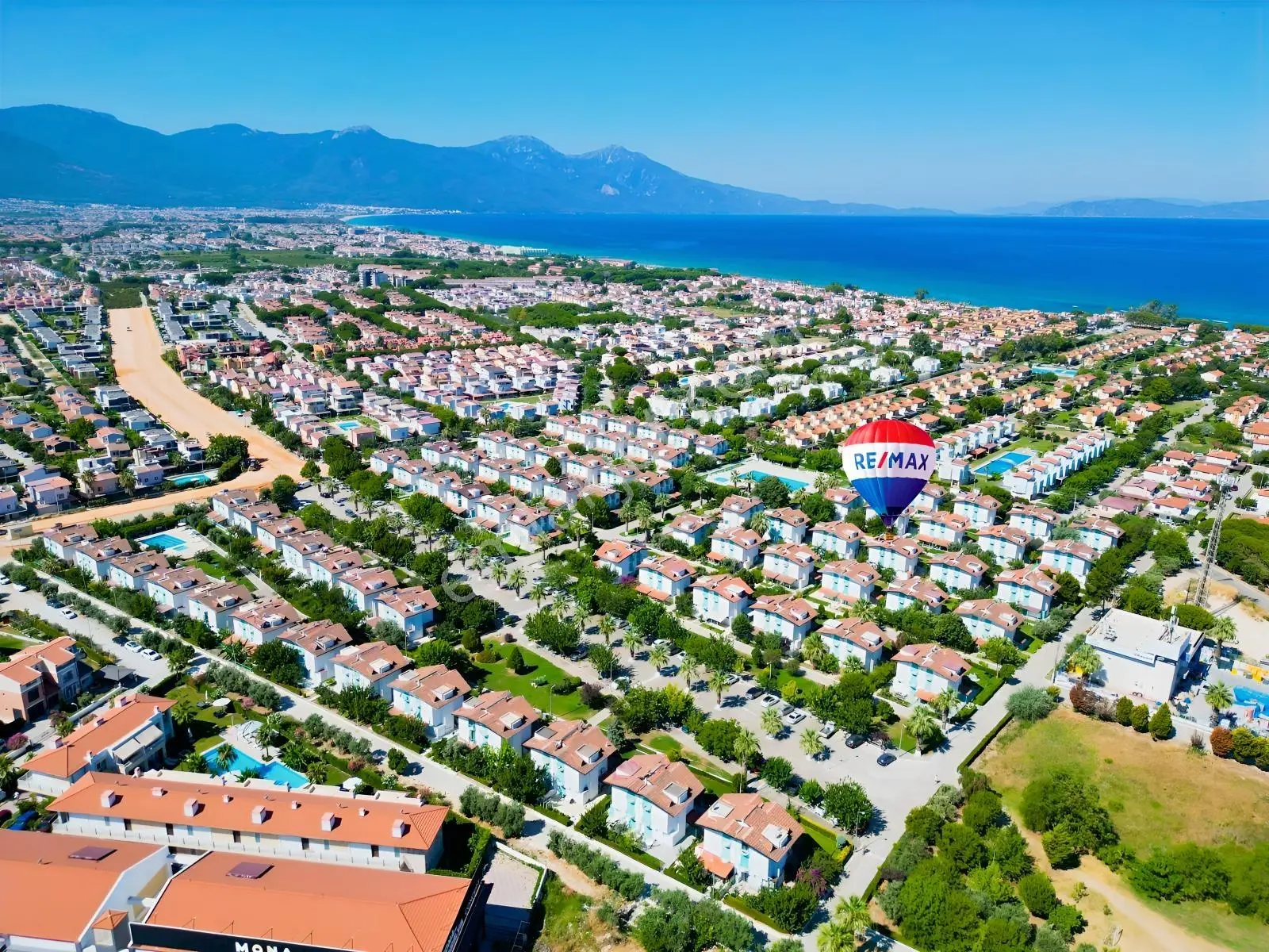 Davutlar Sahili Derenalp Sitesinde Satılık Yazlık! — fotoğraf 2