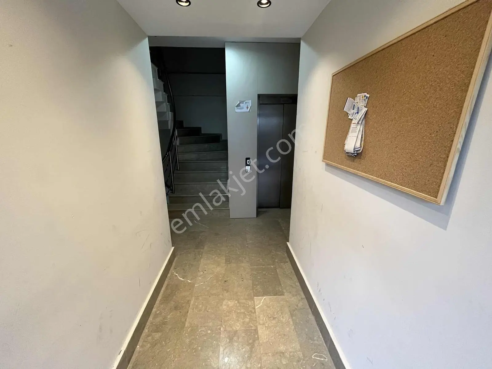 Sultanbeyli Orhangazi Mahallesinde Satılık 2+1 Daire — fotoğraf 24