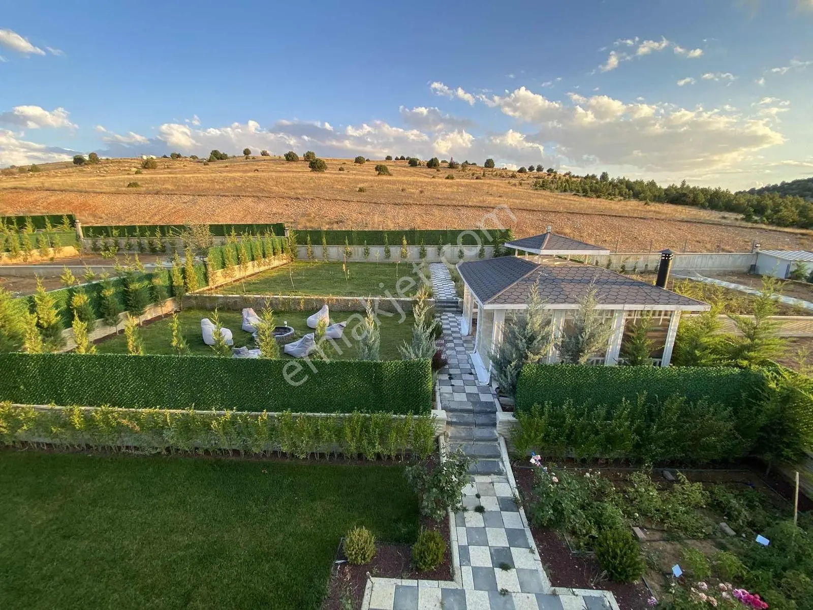 Bizim Meram Dağ Evleri 780m² Arsa | Özel Tasarımlı 1+1 Bahçe Evi — fotoğraf 12