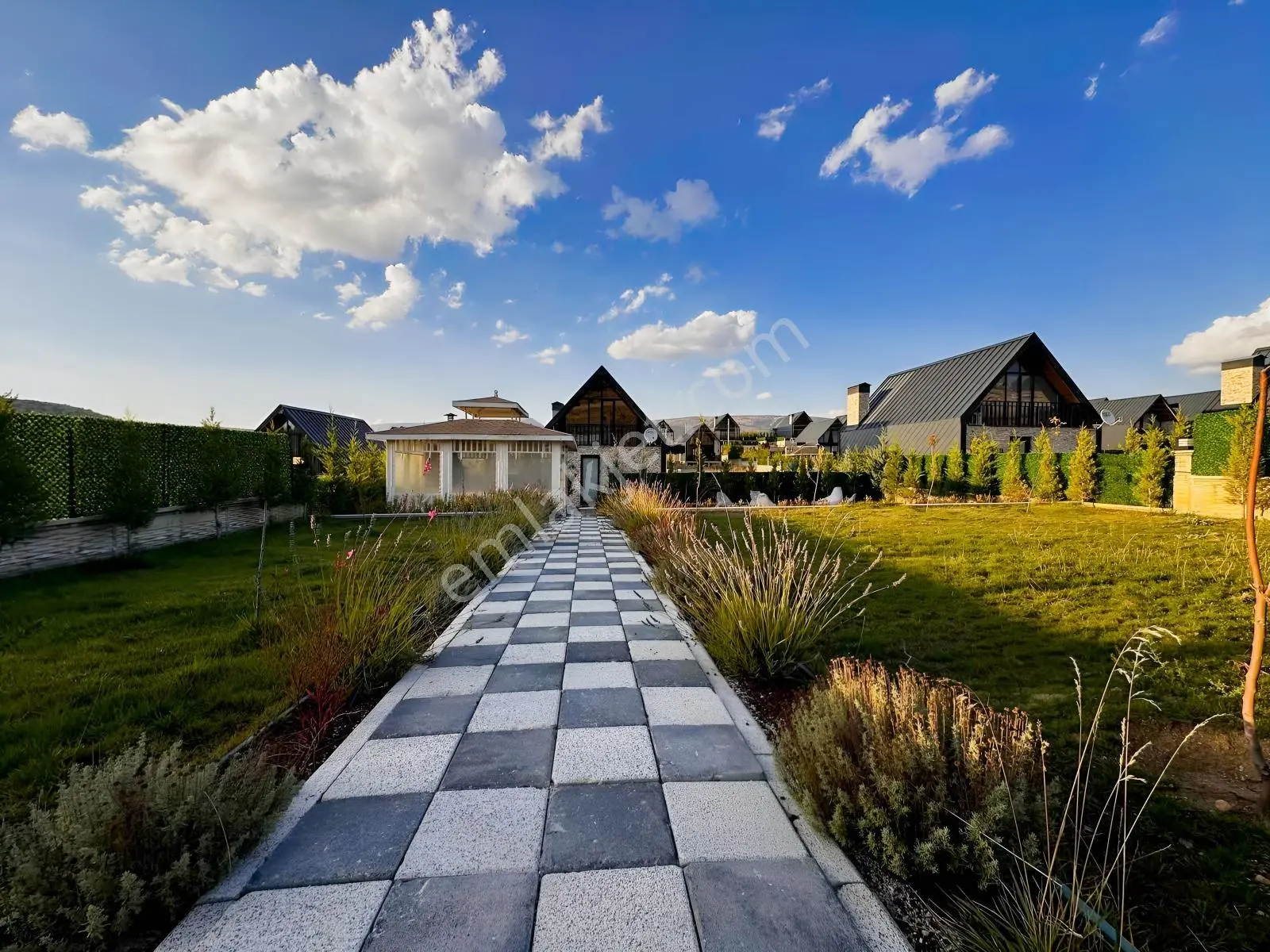 Bizim Meram Dağ Evleri 780m² Arsa | Özel Tasarımlı 1+1 Bahçe Evi — fotoğraf 32