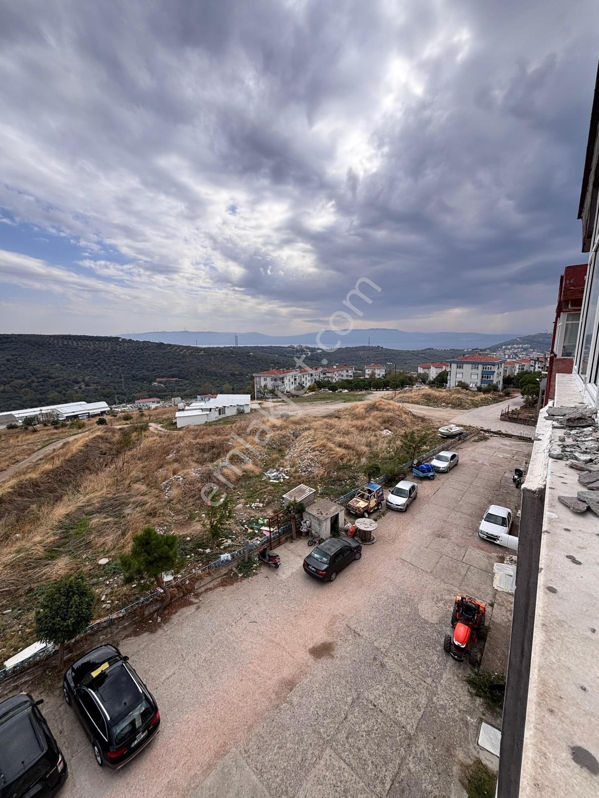 Pozitif Emlak'tan Erdek Ve Kapıdağ Manzaralı 2+1 Satılık Daire — fotoğraf 5