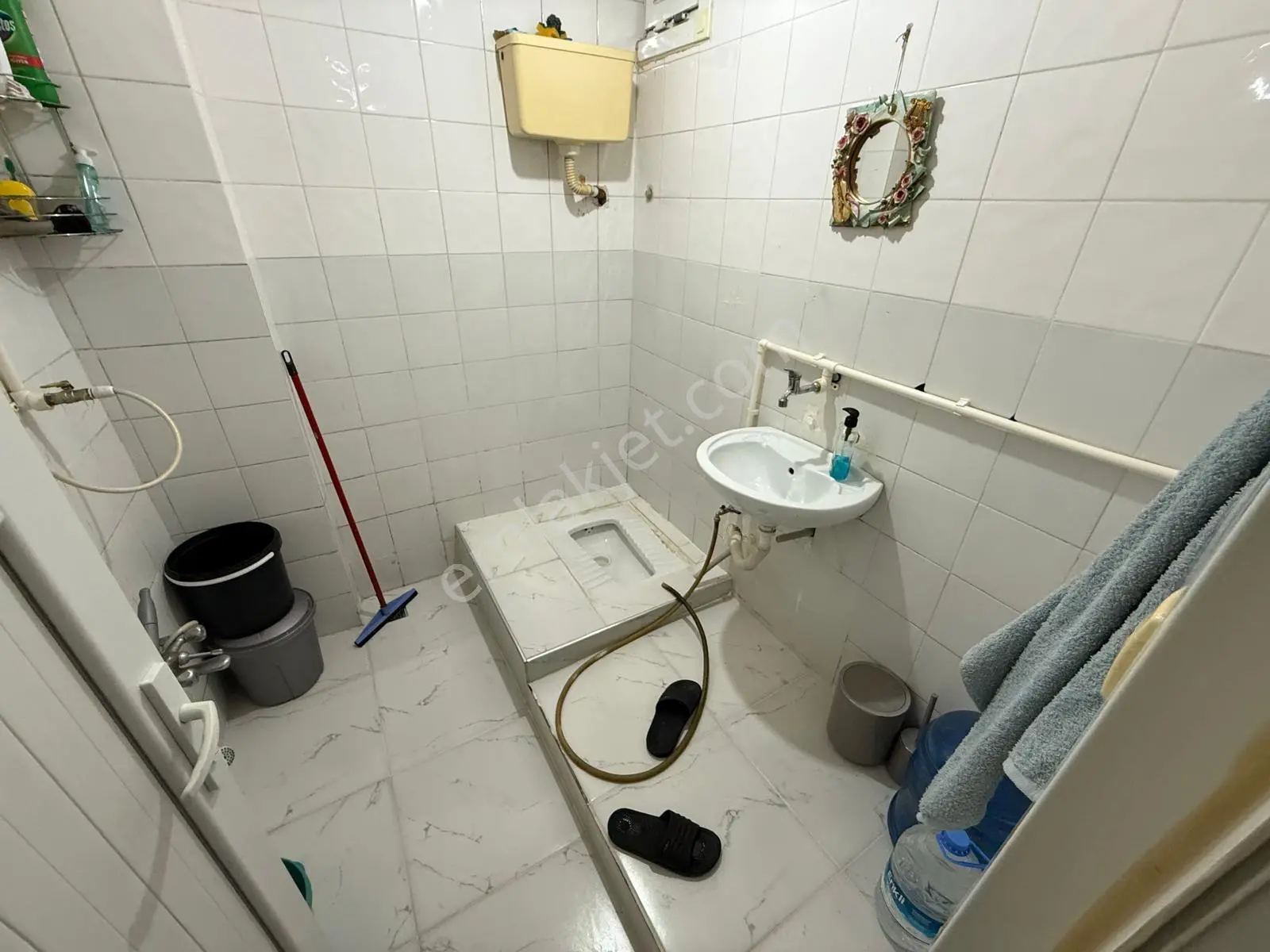 Satılık 1+1 Yüksek Giriş 10 M2 Hisseli Karakol Yanı Bakımlı — fotoğraf 23