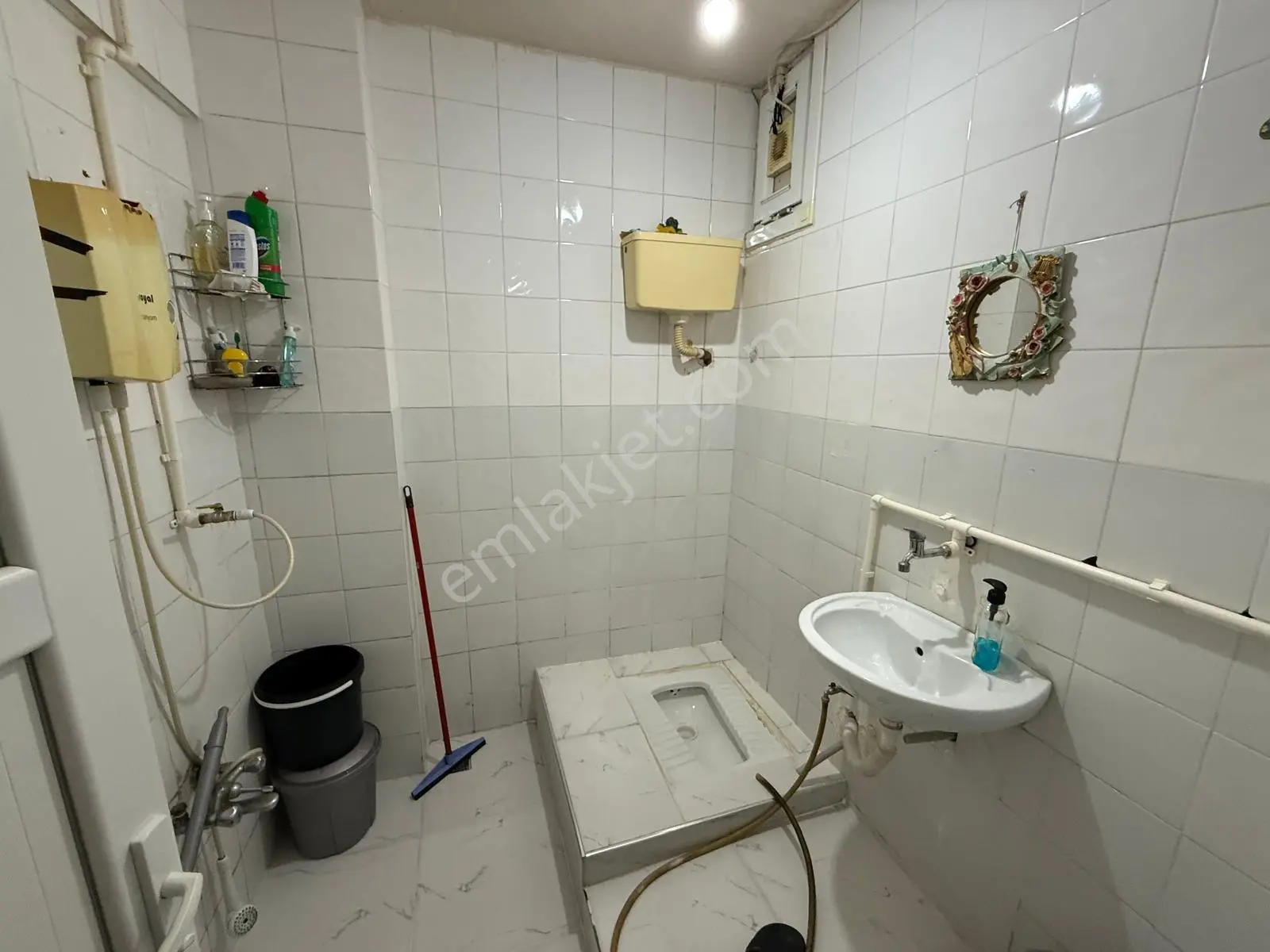 Satılık 1+1 Yüksek Giriş 10 M2 Hisseli Karakol Yanı Bakımlı — fotoğraf 25