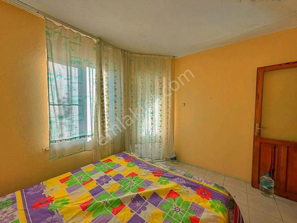 Uytundan Burhaniyede Site İçinde Havuzlu Bahçeli 3+1 Villa — fotoğraf 33
