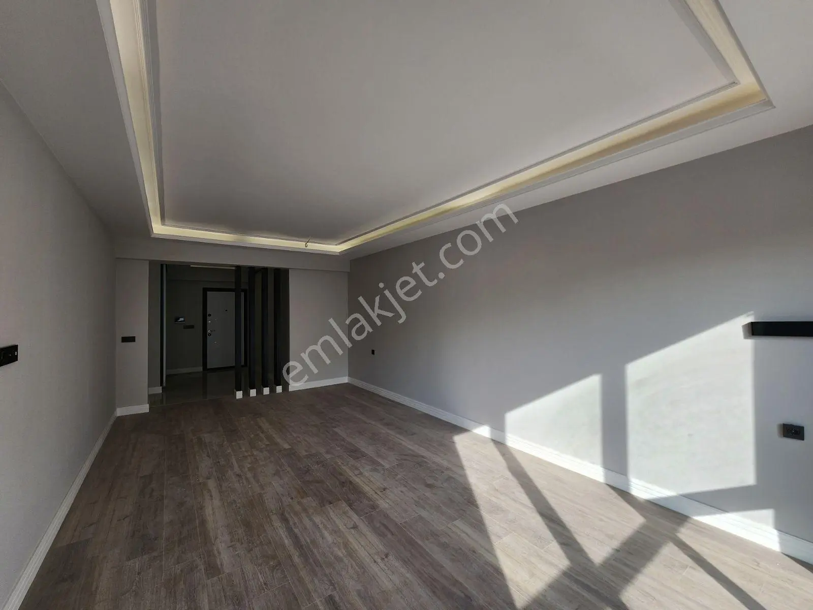 Ban 56'da Arakat 205m2, Otoparklı, Giyinme Ve Çamaşır Odalı 3+1 — fotoğraf 7