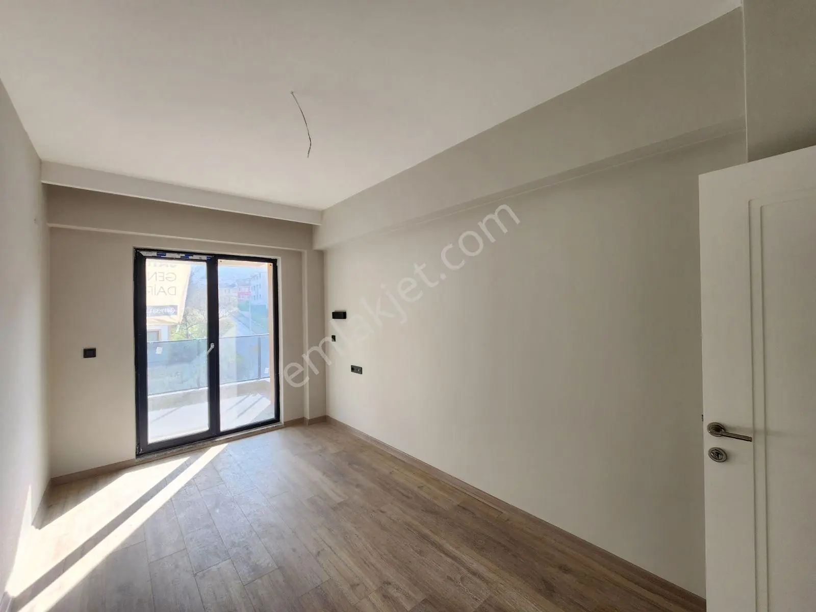 Ban 56'da Arakat 205m2, Otoparklı, Giyinme Ve Çamaşır Odalı 3+1 — fotoğraf 20