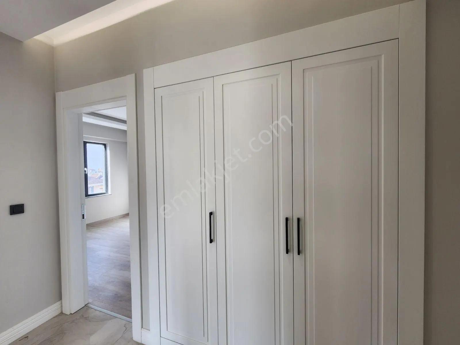 Ban 56'da Arakat 205m2, Otoparklı, Giyinme Ve Çamaşır Odalı 3+1 — fotoğraf 23