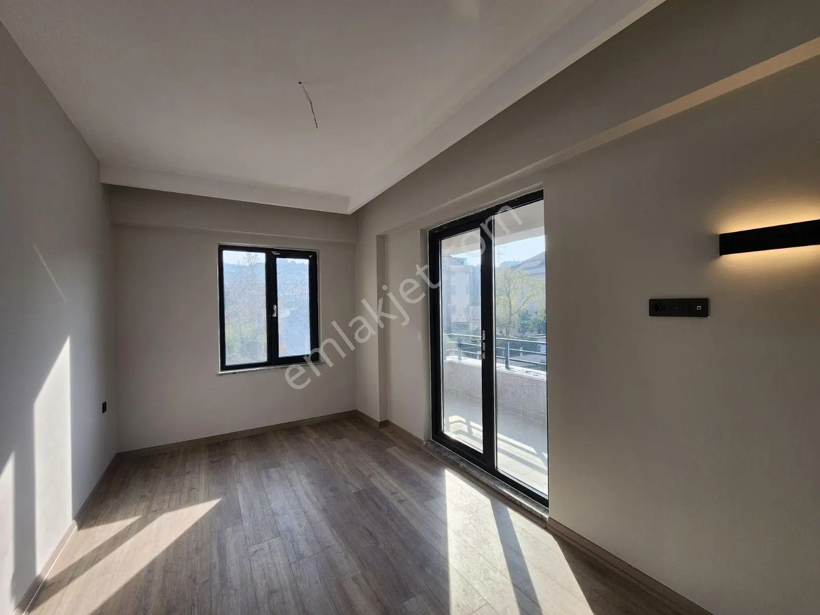 Ban 56'da Arakat 205m2, Otoparklı, Giyinme Ve Çamaşır Odalı 3+1 — fotoğraf 25
