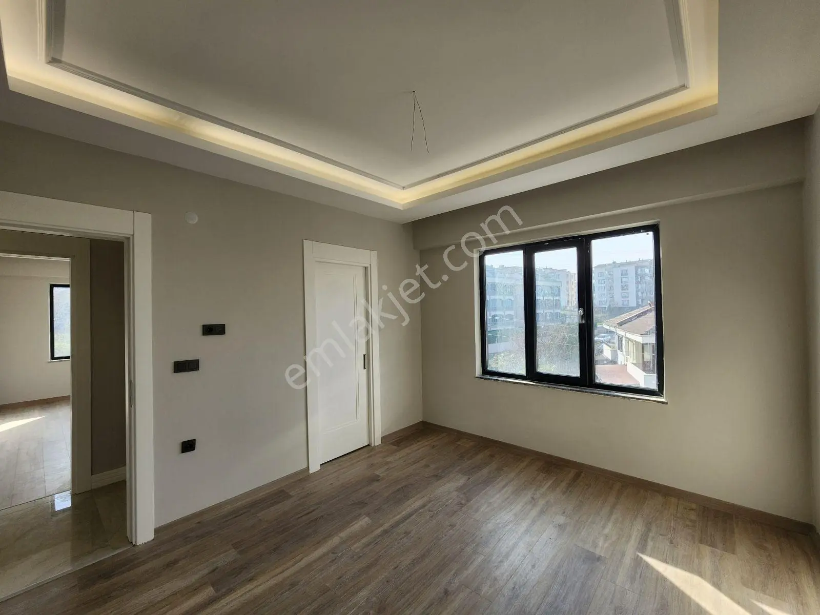 Ban 56'da Arakat 205m2, Otoparklı, Giyinme Ve Çamaşır Odalı 3+1 — fotoğraf 36