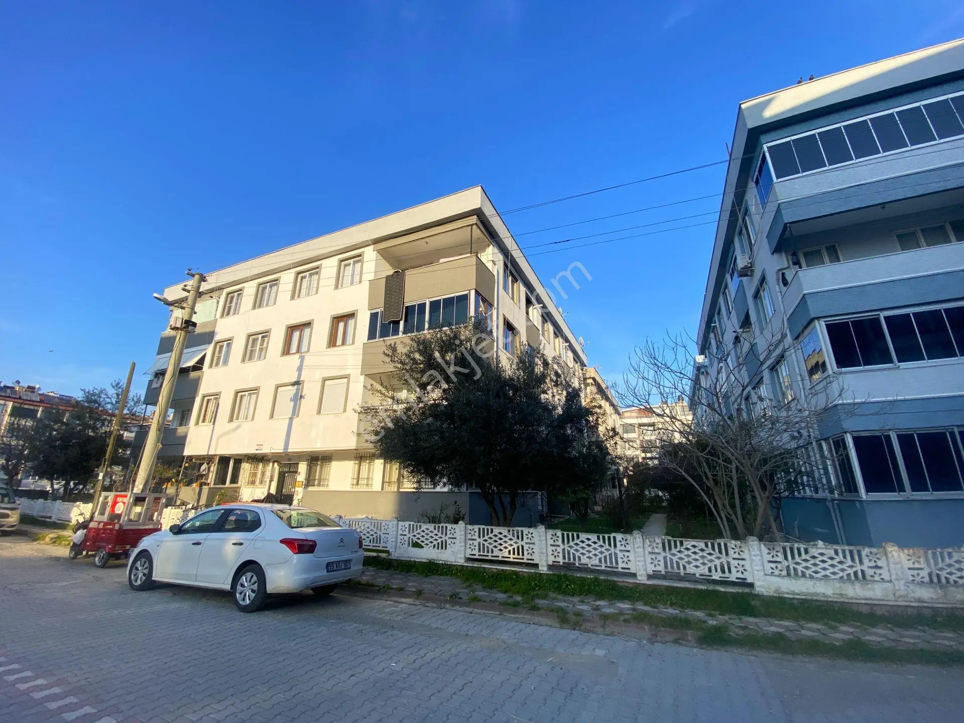 Yetkisi Aktif'ten Akçayda Satılık Masrafsız Ayrı Mutfaklı Kombili 3+1 Daire — fotoğraf 6