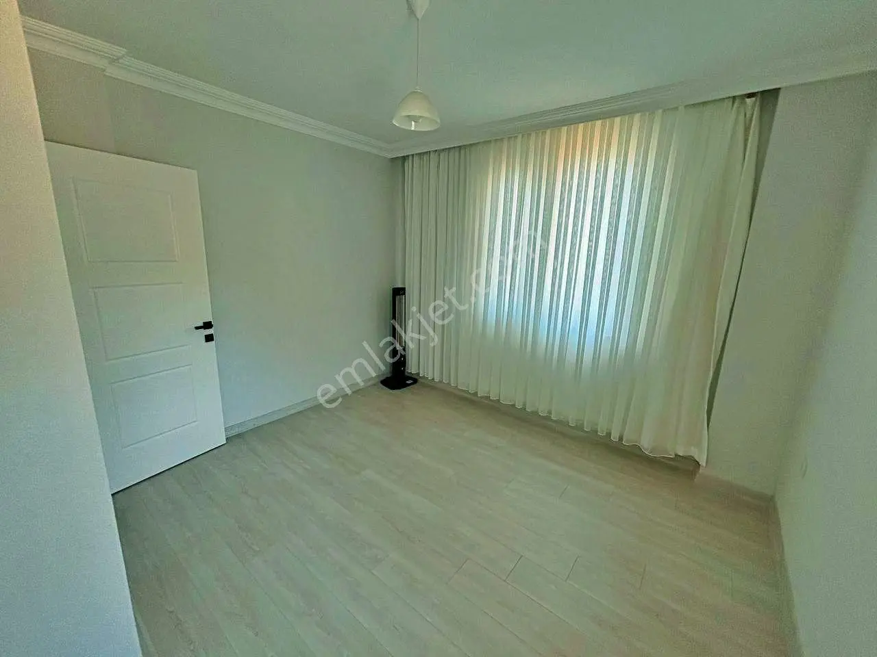 Uytundan Pelitköyde Denize 300 Metre Bahçeli 6+2 Müstakil Villa — fotoğraf 19