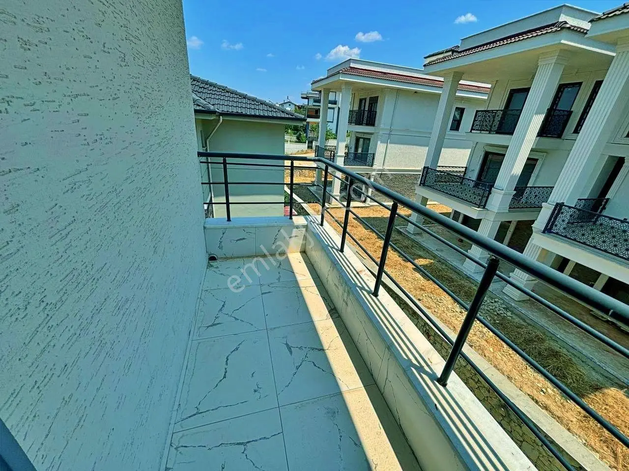 Uytundan Pelitköyde Denize 300 Metre Bahçeli 6+2 Müstakil Villa — fotoğraf 20