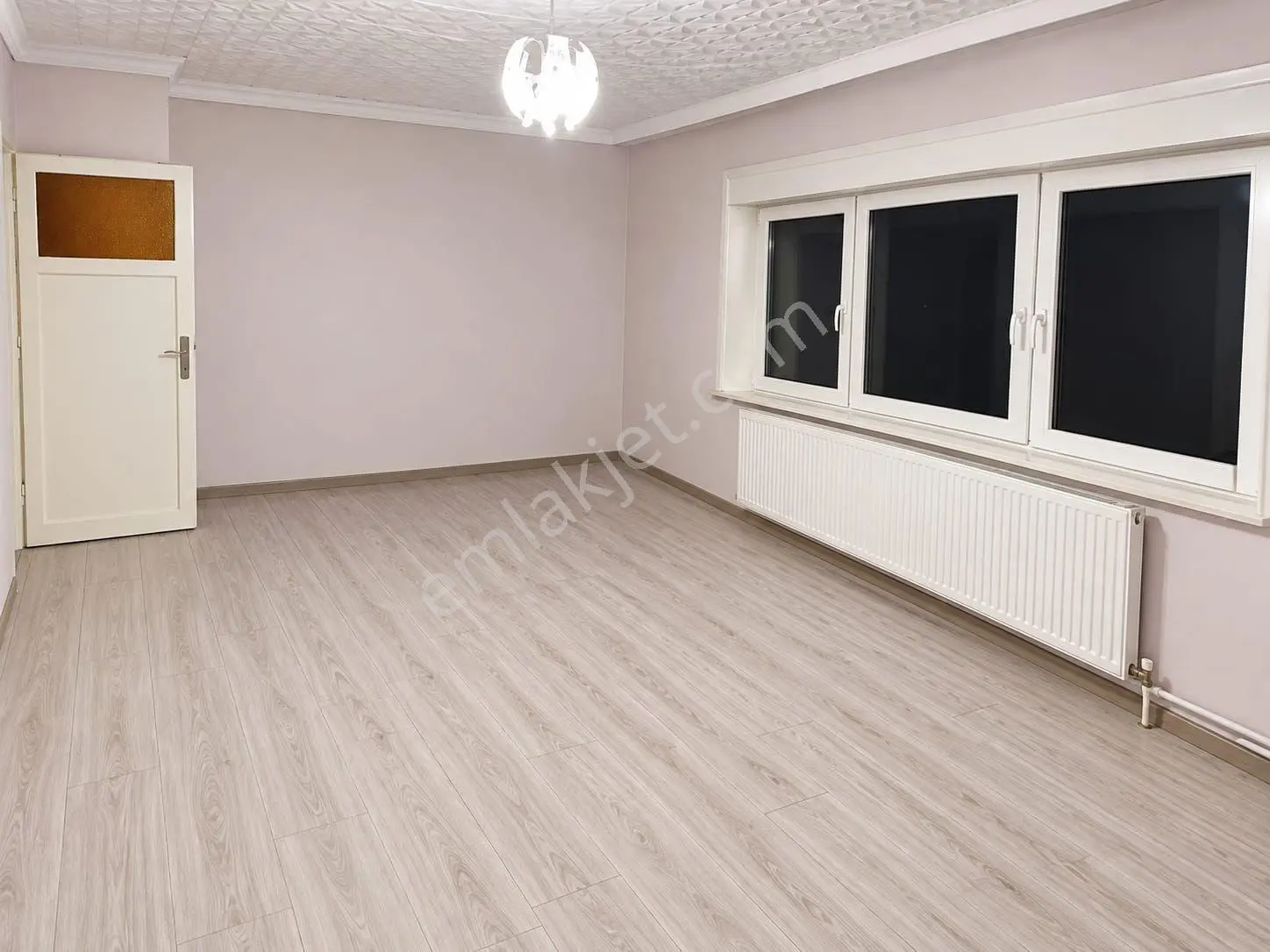 Satılık 4+1 Müstakil Daire Ve Arsası — fotoğraf 3