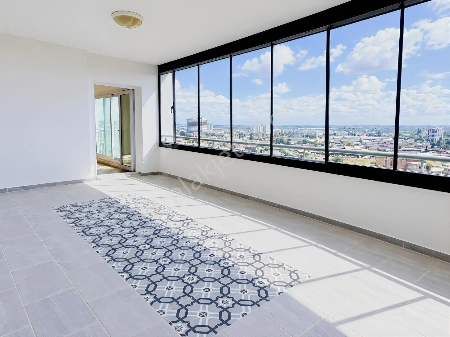 Versus Gayrimenkul'den Avm Yanı Satılık Lüx 5+1 Daire (215m²) — fotoğraf 3