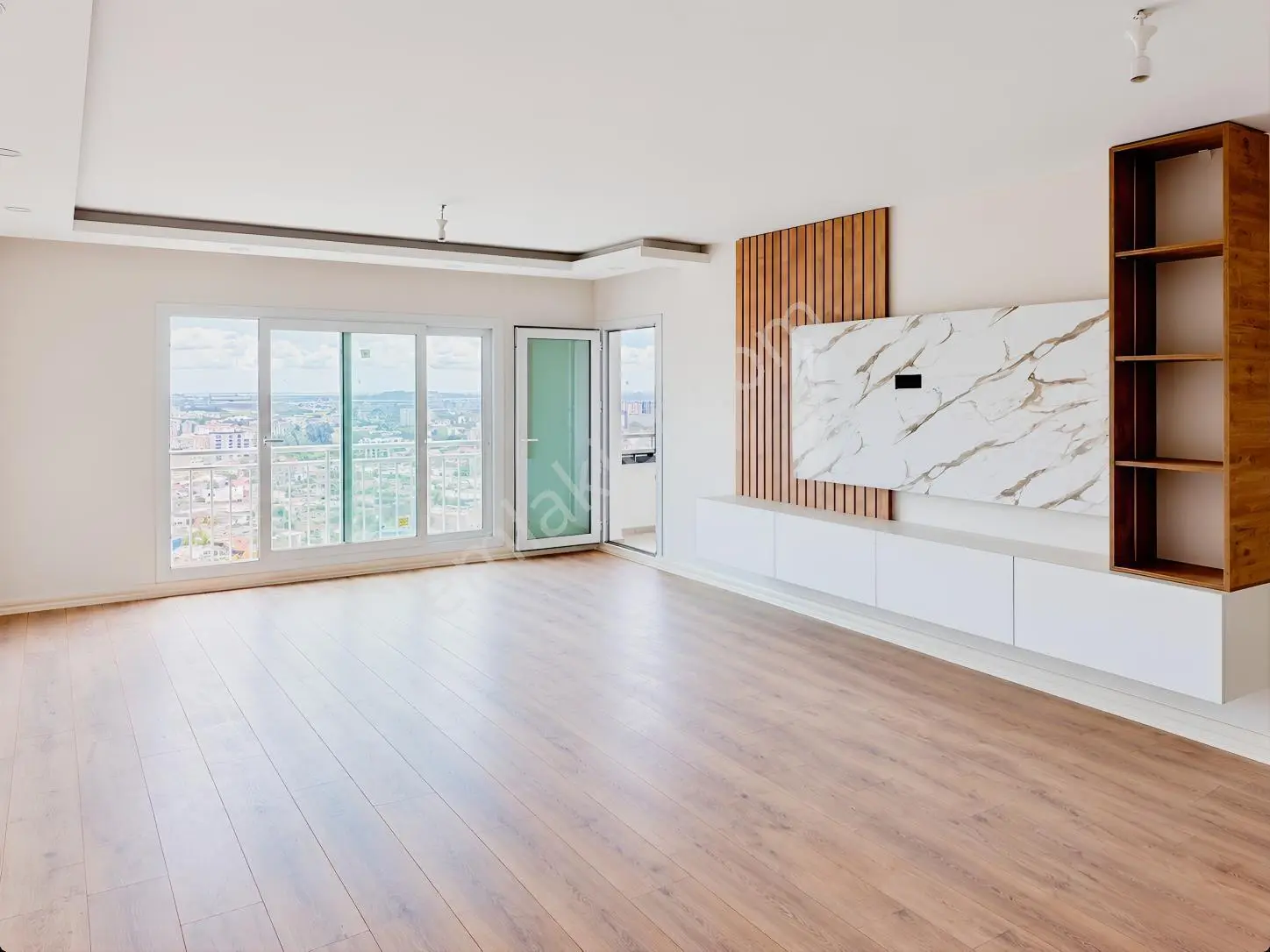 Versus Gayrimenkul'den Avm Yanı Satılık Lüx 5+1 Daire (215m²) — fotoğraf 21