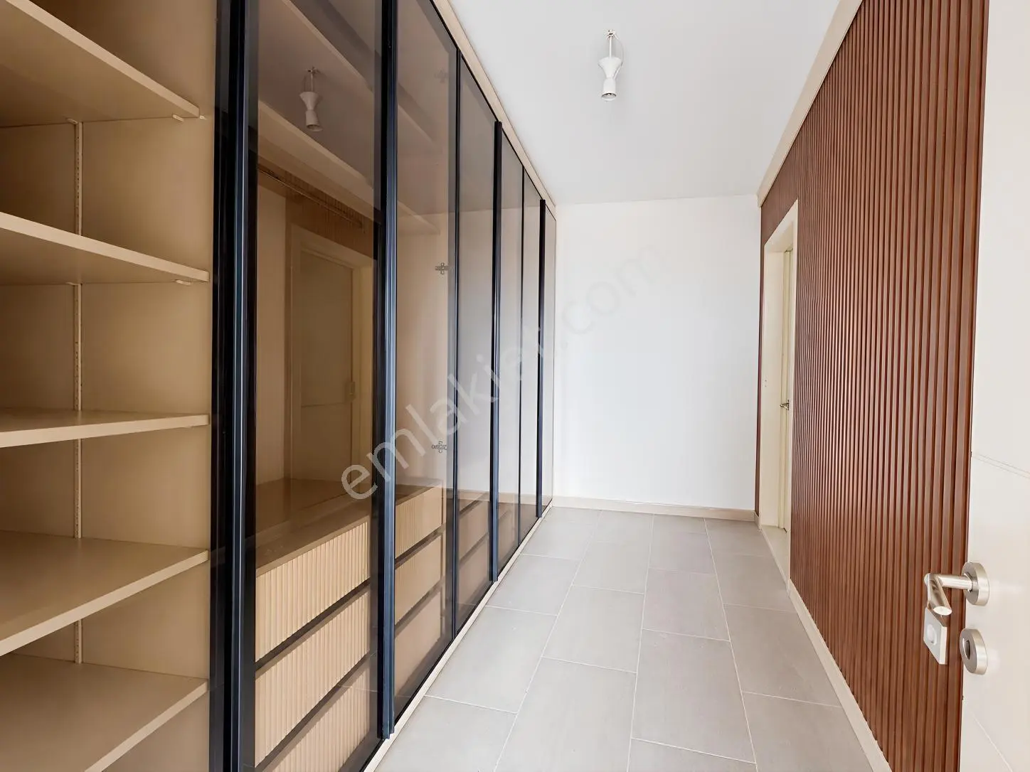 Versus Gayrimenkul'den Avm Yanı Satılık Lüx 5+1 Daire (215m²) — fotoğraf 24