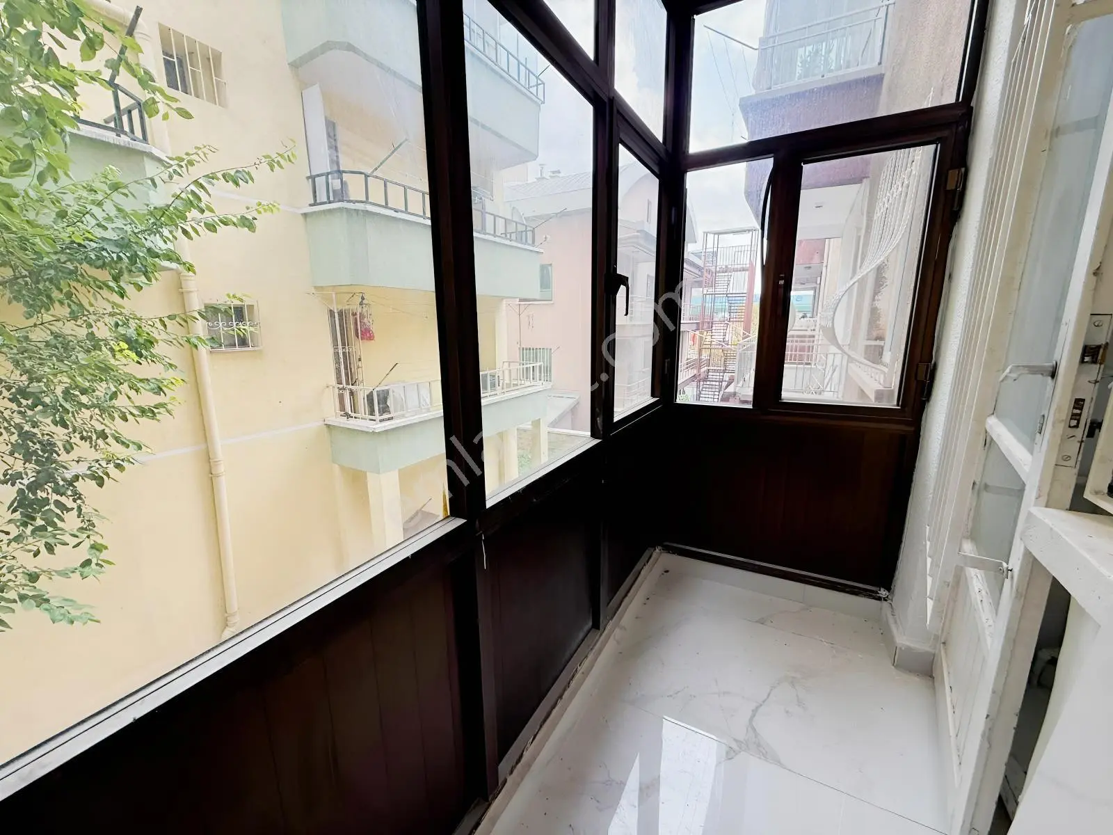 Altınpark Karşısı Full Yapılı Kat Konumunda Kilerli Fırsat Daire — fotoğraf 16