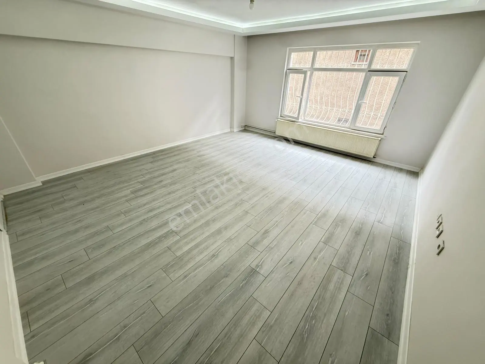 Altınpark Karşısı Full Yapılı Kat Konumunda Kilerli Fırsat Daire — fotoğraf 18