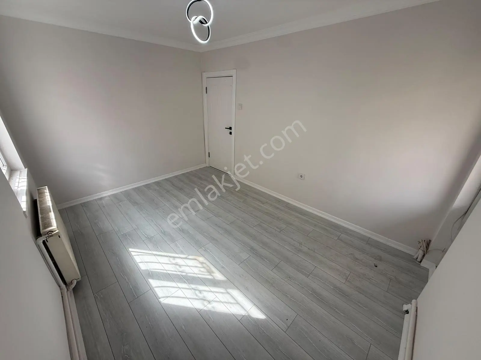 Altınpark Karşısı Full Yapılı Kat Konumunda Kilerli Fırsat Daire — fotoğraf 28