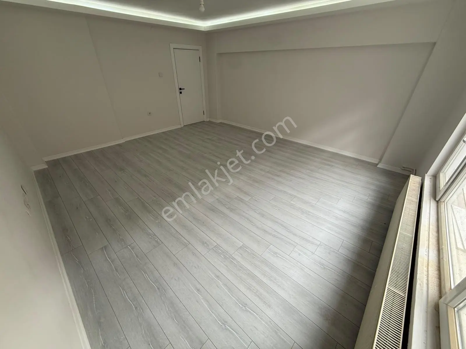 Altınpark Karşısı Full Yapılı Kat Konumunda Kilerli Fırsat Daire — fotoğraf 33