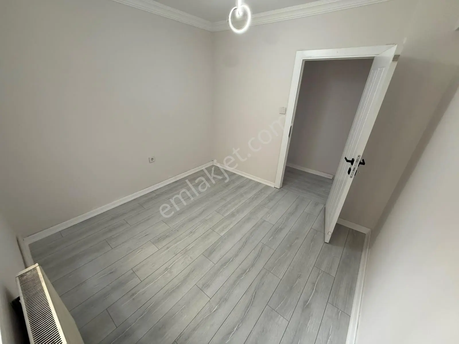 Altınpark Karşısı Full Yapılı Kat Konumunda Kilerli Fırsat Daire — fotoğraf 35