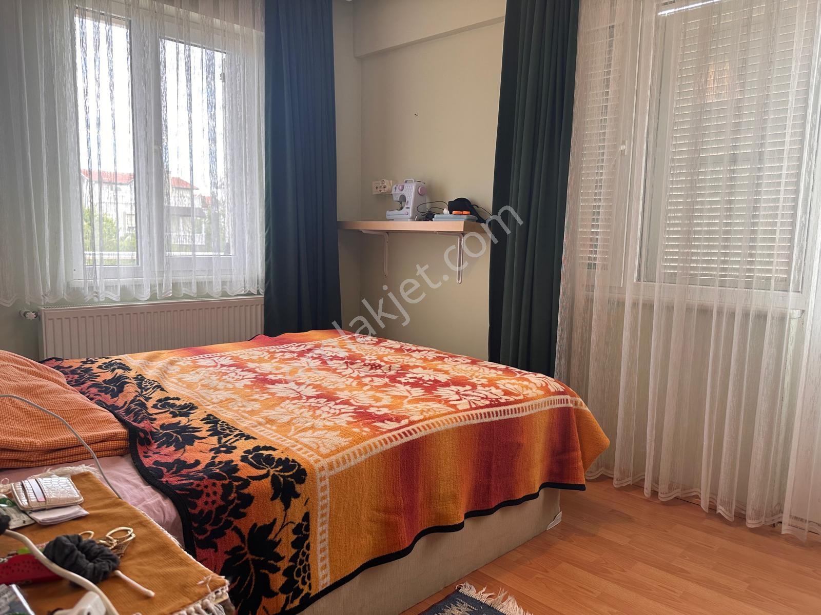 Altınova Sahilde Satılık Tam Müstakil Villa — fotoğraf 11