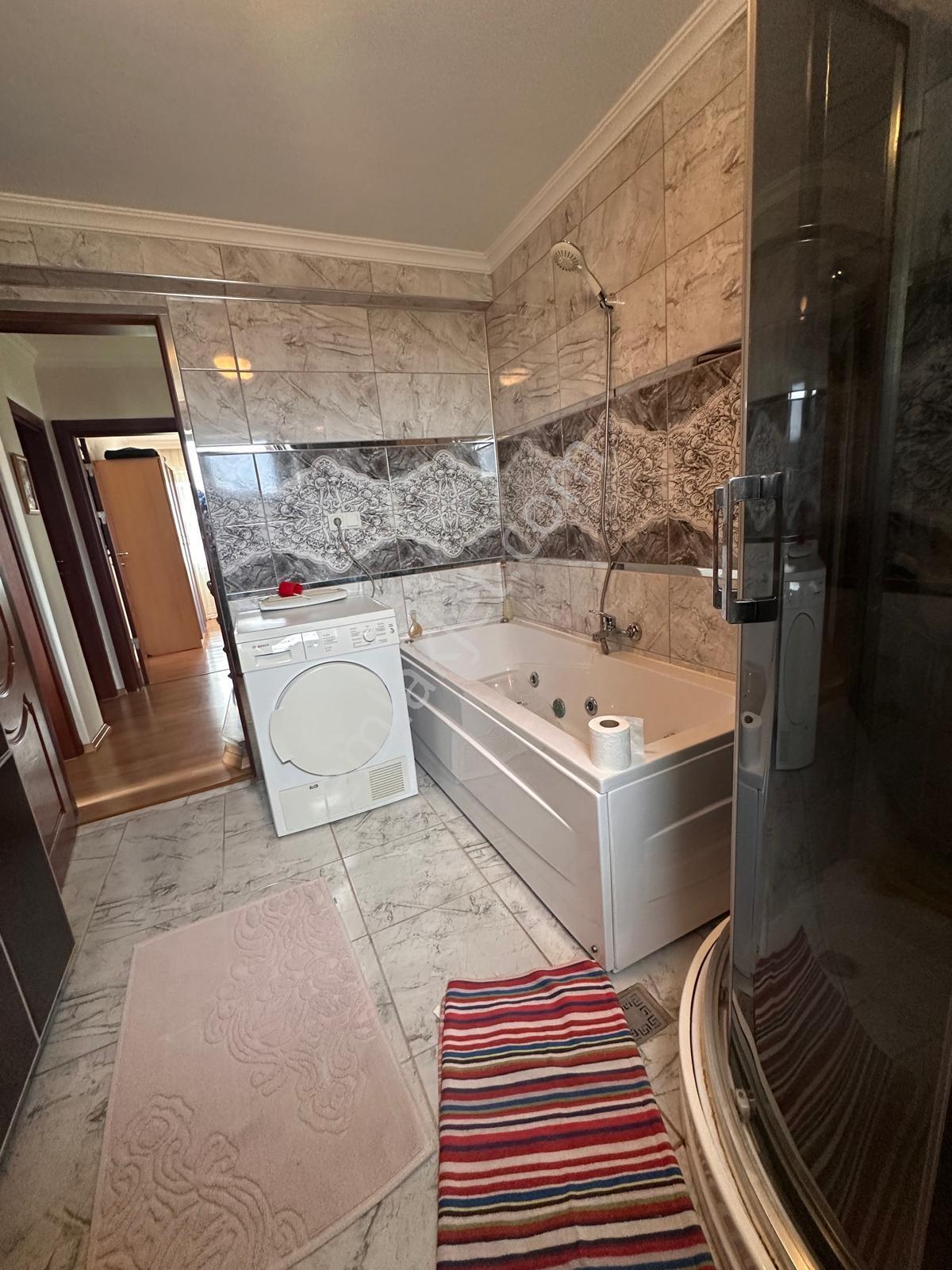 Altınova Sahilde Satılık Tam Müstakil Villa — fotoğraf 13