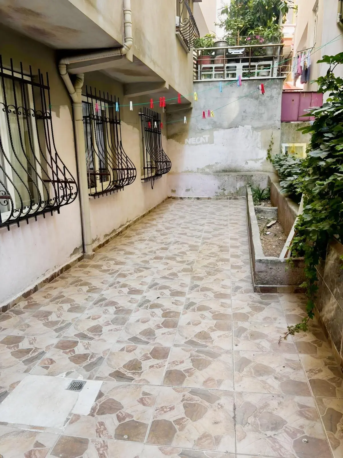 Hürriyette Kendine Ait Bahçeli Krediye Uygun 2+1 Satılık Daire — fotoğraf 3