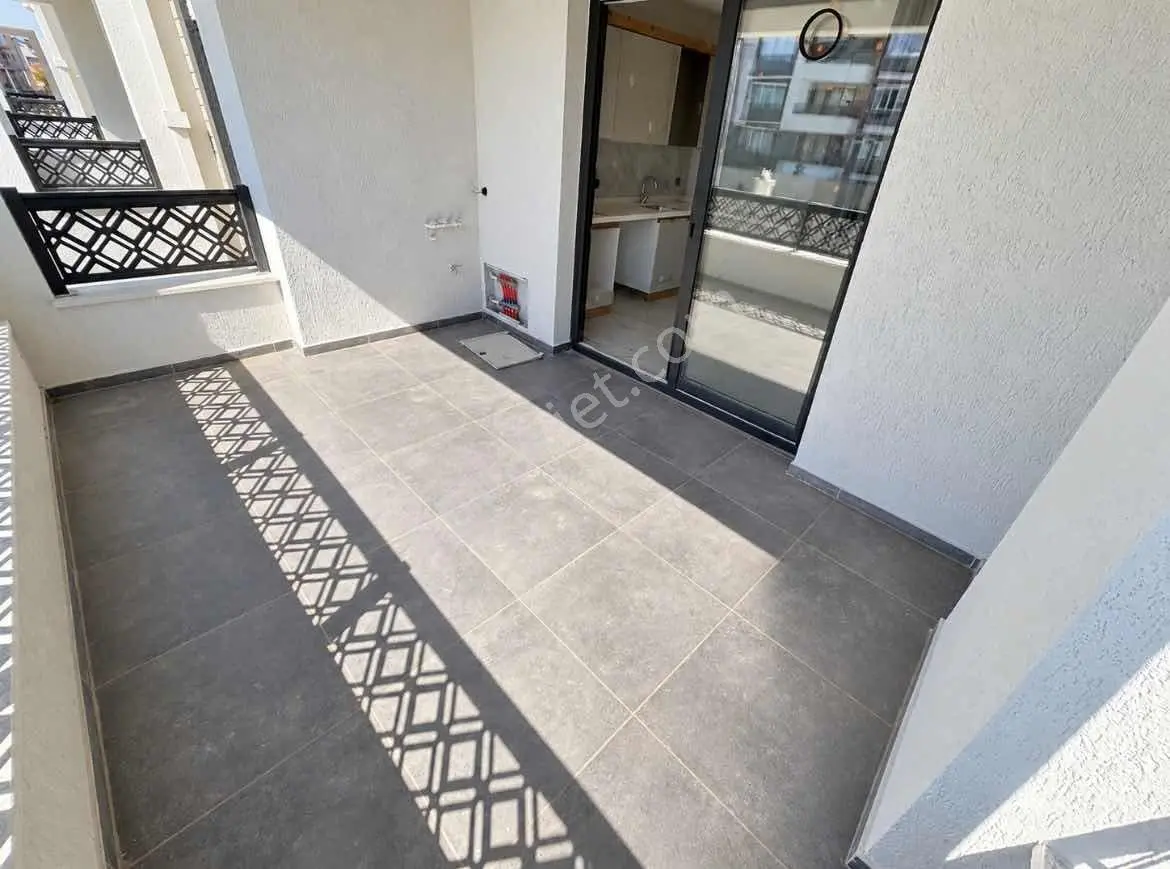 Onmax Bademlanında Satılık 2+1 Avantajlı Konumda Lüx Daire — fotoğraf 8