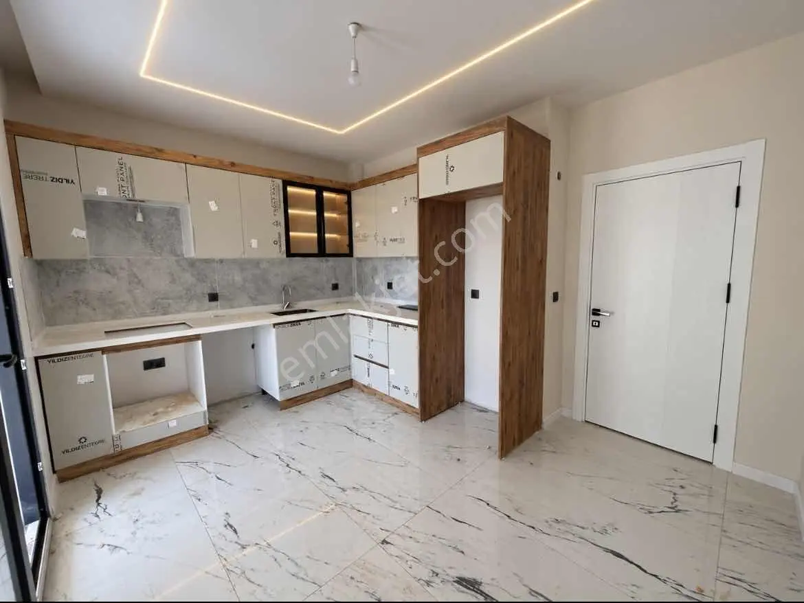 Onmax Bademlanında Satılık 2+1 Avantajlı Konumda Lüx Daire — fotoğraf 26
