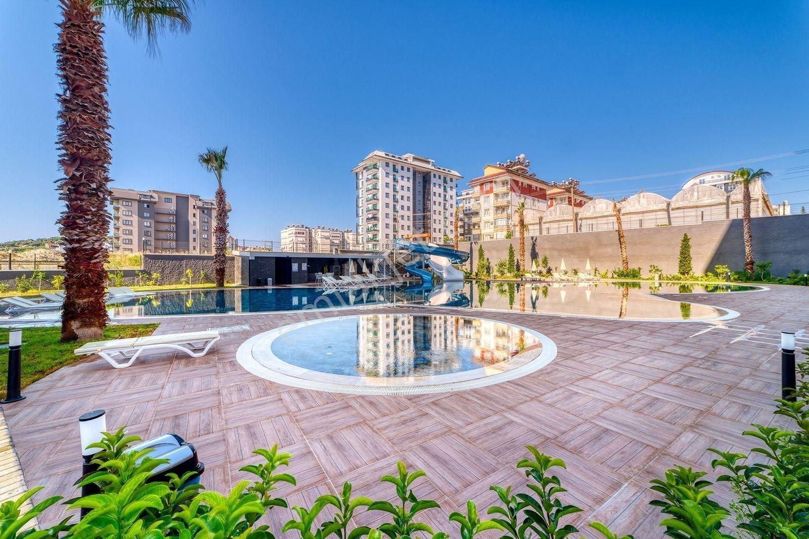 Alanya Avsallarda Muhteşem Komplekse Sahip Denize 800m 2+1 Penthouse — fotoğraf 3