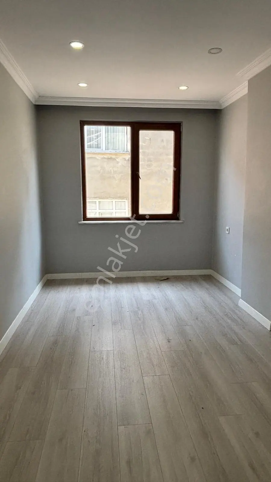 Sultangazi Cumhuriyet Mah. 5+1 Masrafsız Satılık Dubleks — fotoğraf 8