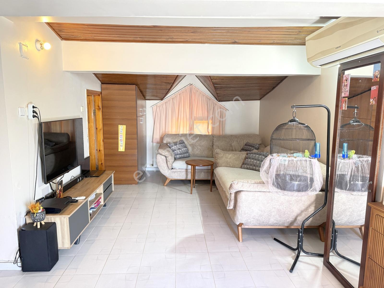 Kuşadası Marina Bölgesi Akdemir Sitesinde Forleks Satılık Villa! — fotoğraf 34