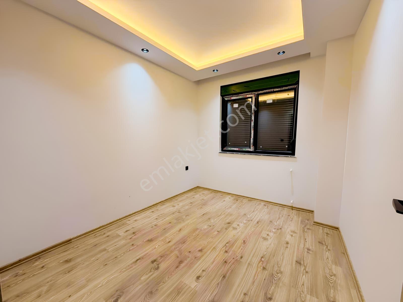 Çok Geniş Çok Özell 2+1 Yüksek Giriş Tramvaya Cok Yakın — fotoğraf 12