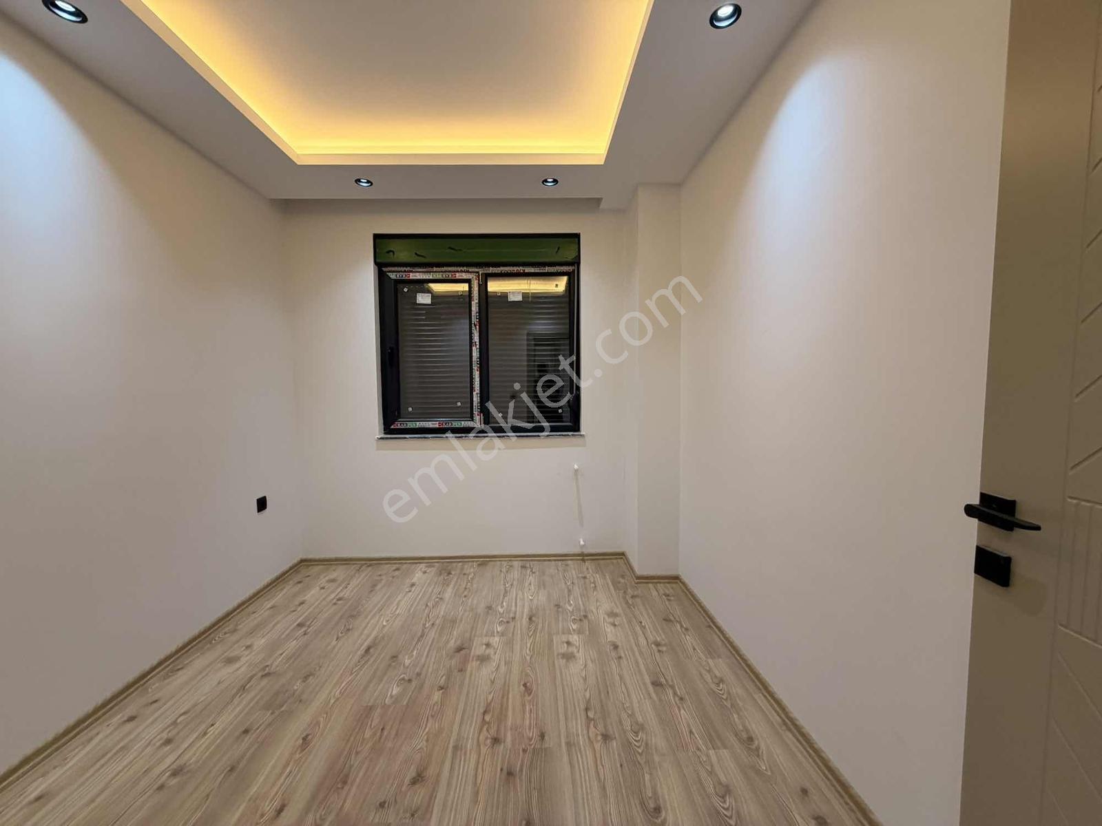 Çok Geniş Çok Özell 2+1 Yüksek Giriş Tramvaya Cok Yakın — fotoğraf 13