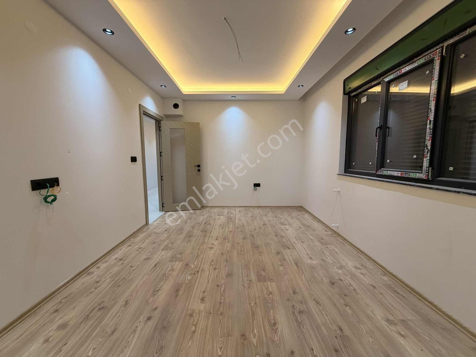 Çok Geniş Çok Özell 2+1 Yüksek Giriş Tramvaya Cok Yakın — fotoğraf 18