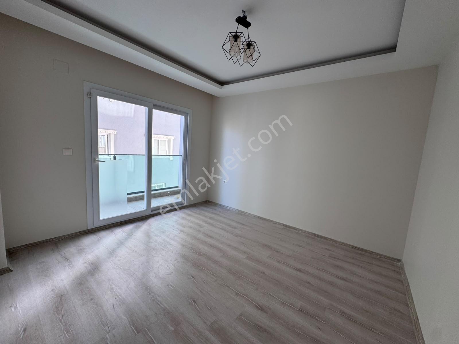 Versus Gayrimenkul'den Şahane Konumda 3+1 Daire — fotoğraf 8