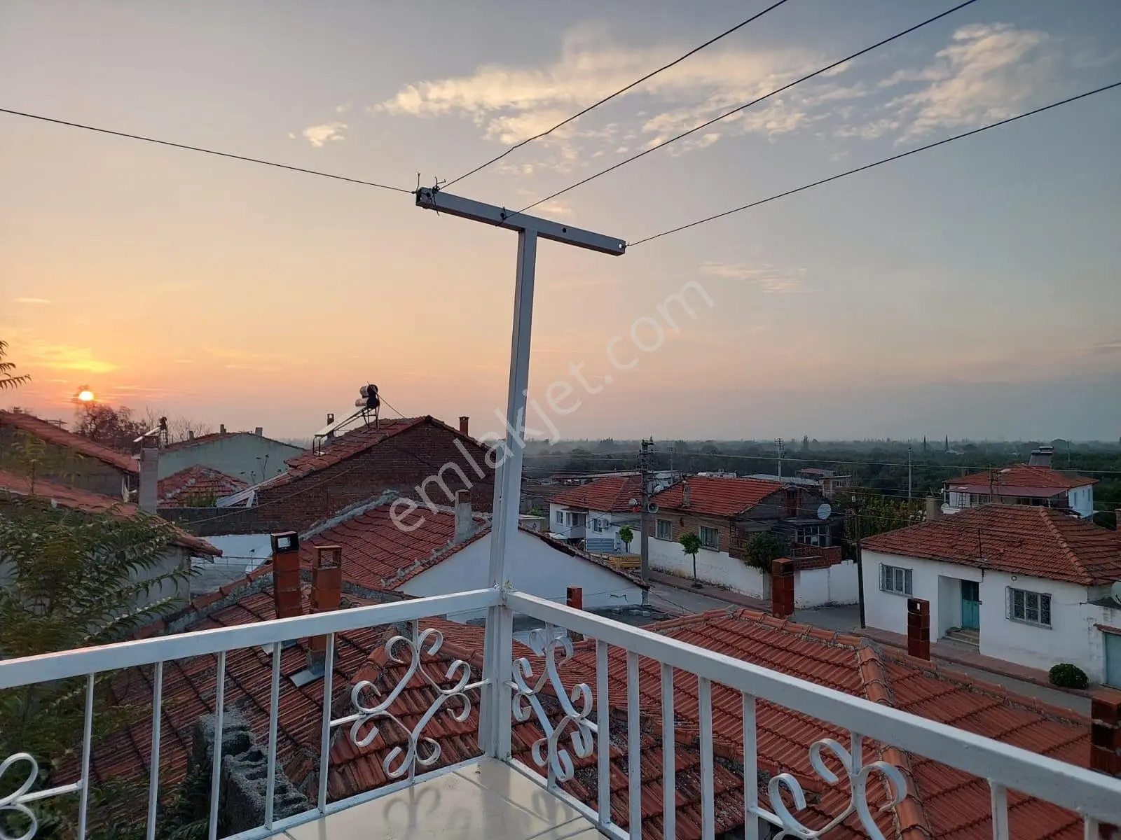 Havran Büyükdere’de Kaz Dağları Manzaralı Teraslı 2 Katlı Satılık Köy Evi! 2.450.000 Tl — fotoğraf 2