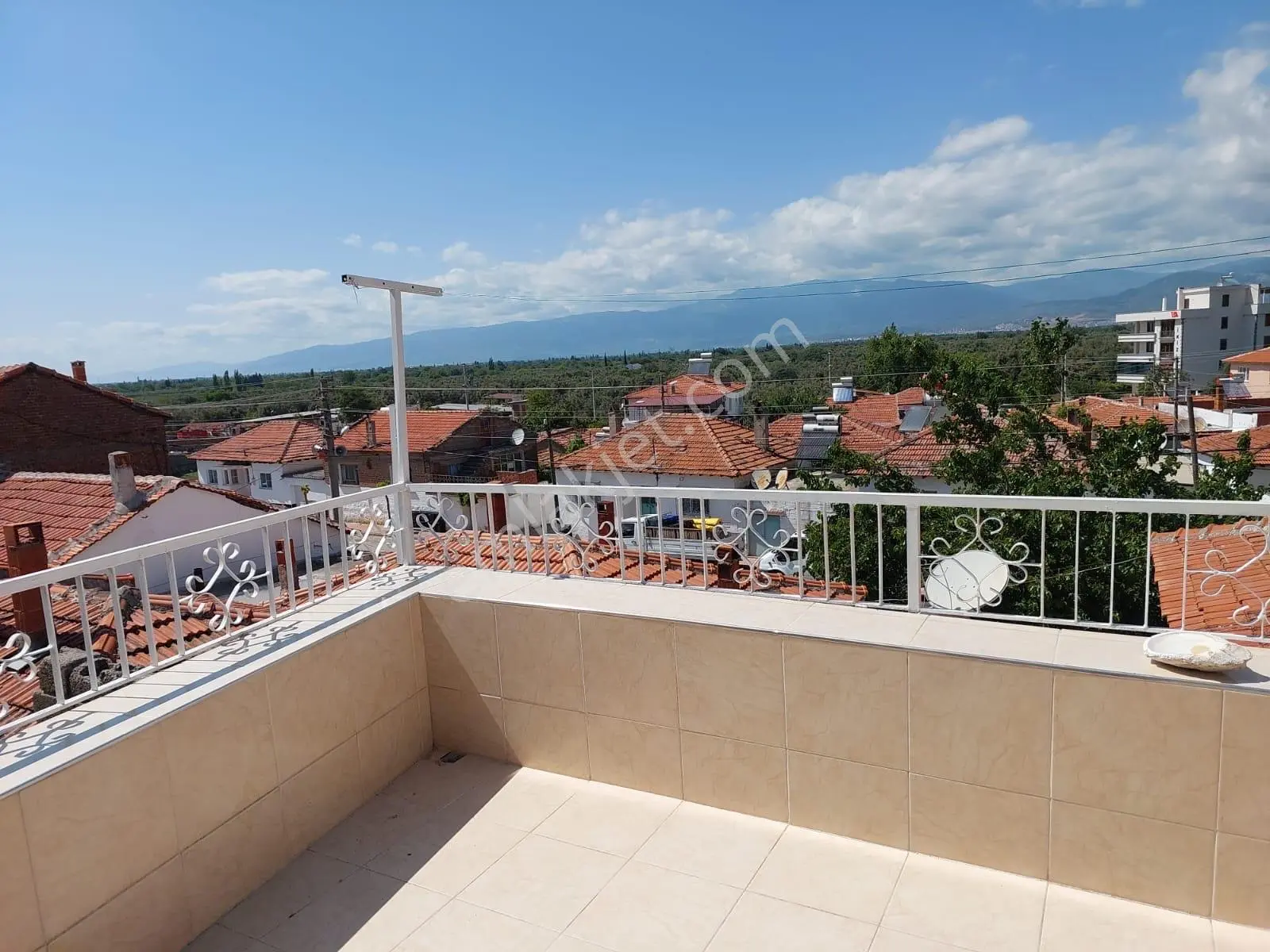 Havran Büyükdere’de Kaz Dağları Manzaralı Teraslı 2 Katlı Satılık Köy Evi! 2.450.000 Tl — fotoğraf 3